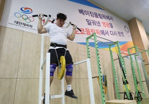 진천 선수촌서 훈련하고 있는 선수들의 모습.뉴스1