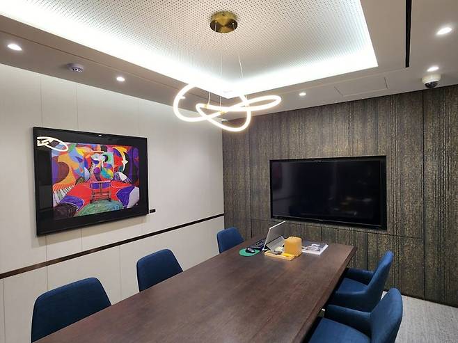 신한투자증권 '신한프리미어 패밀리오피스 청담에비뉴센터' 상담실 내부. 사진=서민지 기자