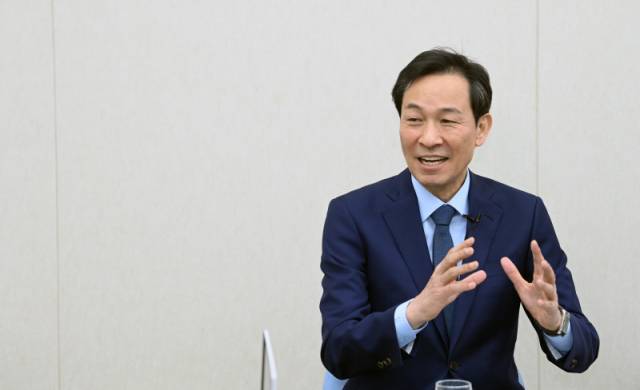 ▲ 우상호 더불어민주당 도지사 예비후보가 17일 본사 스튜디오에서 ‘6·3 지방선거 직격인터뷰’를 가졌다.  서영 기자