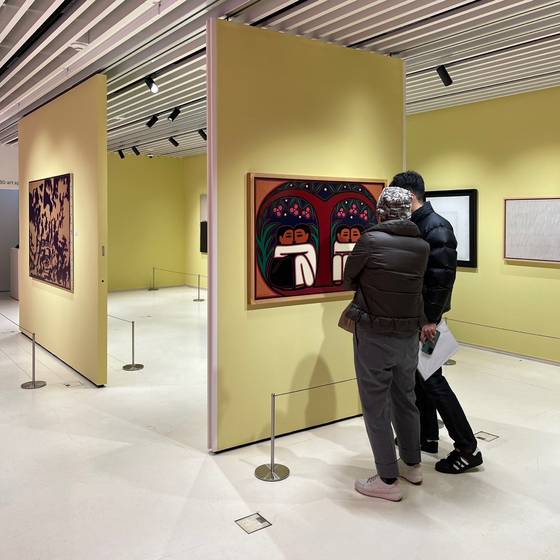 An art exhibition is held at a Kyobo Book Centre branch in this undated photo. [KYOBO BOOK CENTRE]