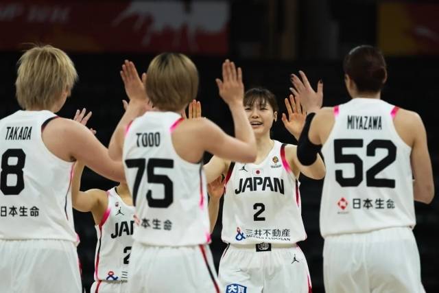 일본은 17일(한국시간) 튀르키예 이스탄불의 튀르크셀 바스켓볼 디벨롭먼트 센트레에서 열린 아르헨티나와의 2026 FIBA 독일 여자농구 월드컵 최종예선 최종전에서 83-39, 44점차 대승을 거뒀다. 사진=FIBA 제공