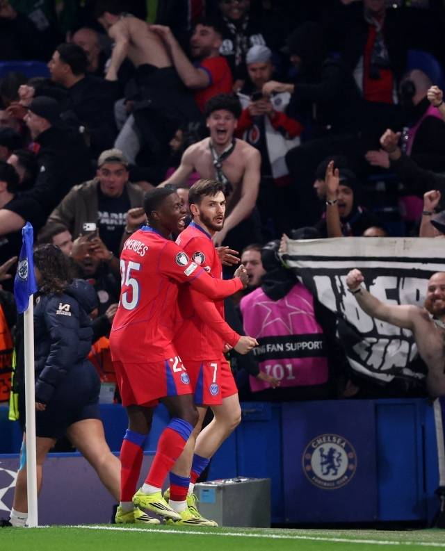 흐비차는 첼시의 추격 의지를 꺾는 멋진 한 방을 날렸다. 사진=REUTERS=연합뉴스