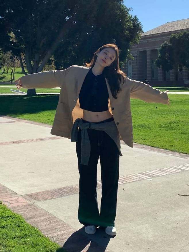 강민경 사회관계망서비스 계정