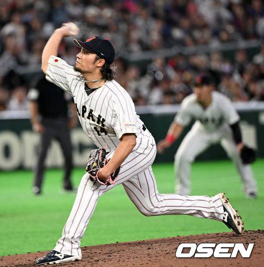 [OSEN=도쿄(일본), 손용호 기자] 7일 일본 도쿄돔에서 2026 월드베이스볼클래식(WBC) 조별리그 C조 대한민국과 일본의 경기가&nbsp;열렸다.&nbsp;4회초 일본 이토가 역투하고 있다. 2026.03.07&nbsp;/spjj@osen.co.kr