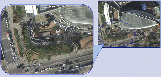 우주항공청이 지난해 프랑스령 기아나우주센터에서 발사된 다목적실용위성7호가 촬영한 국내 주요 건축물의 고해상도 시험 영상을 17일 공개했다. 사진은 자동차까지 정확하게 촬영한 모습. 사진제공=우주항공청