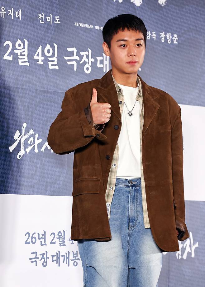 [서울=뉴시스] 최진석 기자 = 배우 박지훈이 21일 서울 강남구 메가박스 코엑스에서 열린 영화 ‘왕과 사는 남자’ 언론시사회 및 기자간담회에 참석해 포즈를 취하고 있다. 2026.01.21. myjs@newsis.com
