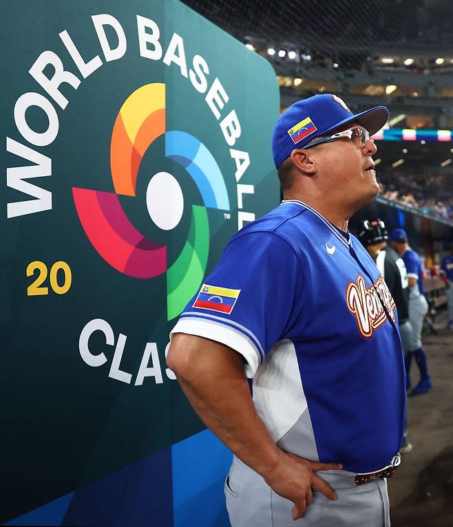 오마르 로페즈 베네수엘라 국가대표팀 감독이 18일(한국시간) 미국 마이애미의 론디포파크에서 열린 2026 WBC 결승전에서 미국을 3-2로 꺾고 우승을 이끌었다. 사진 연합뉴스