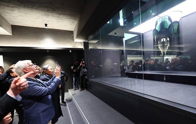 송도국제도시 내 연세대 국제캠퍼스에 설치된 양자컴퓨터 [연합뉴스 자료사진]