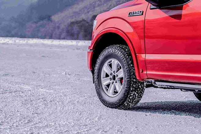 ▲자료사진. 한국타이어 '라우펜' 타이어를 장착한 차량 이미지.