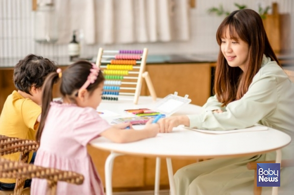 지난 17일 보육교직원의 정당한 보육활동을 보호하기 위한 제도적 기반의 「영유아보육법 시행령」 일부개정안이 국무회의에서 의결됐다. ⓒ베이비뉴스