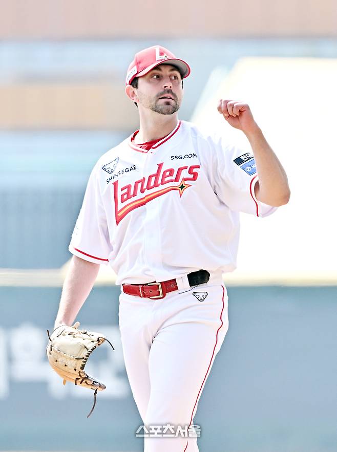 SSG 베니지아노. 17일 문학구장에서 열린 2026 KBO리그 삼성과 시범경기. 문학 | 박진업 기자 upandup@sportseoul.com