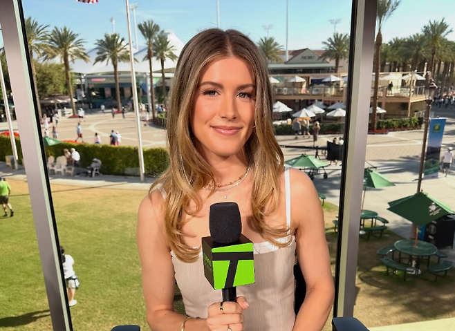 2026 인디언웰스 BNP파리바오픈에서 테니스채널 해설위원을 맡은 부샤르. 부샤르 SNS