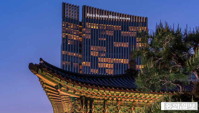 서울 광화문에 있는 포시즌스 호텔 서울. 2015년에 문을 열었다. 포시즌스 제공