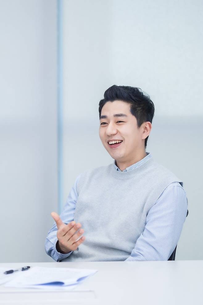 바이엘에 입사하며 커리어 직무 전환과 결혼과 출산, 육아까지 인생의 격변기를 모두 겪은 이경민 바이엘 코리아 전문의약품 사업부 PM은 “여성에게도 남성에게도 육아휴직은 커리어의 중단을 의미하지 않는다”고 강조한다. 바이엘 코리아 제공