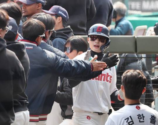 윤동희 홈런 / 사진=연합뉴스