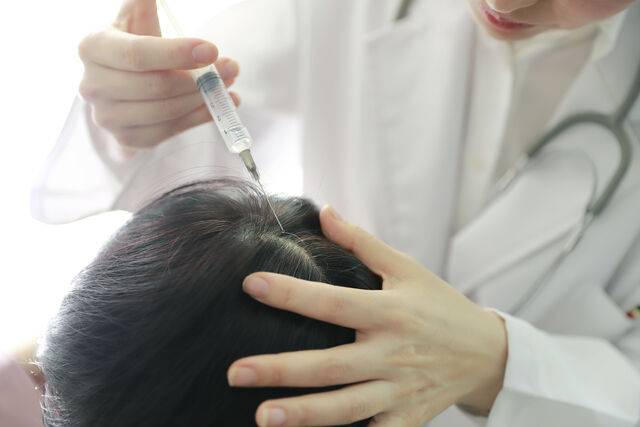 원형탈모는 경과가 매우 다양하고 예측이 어려우므로 환자에 따른 맞춤형 접근이 중요하다. 클립아트코리아
