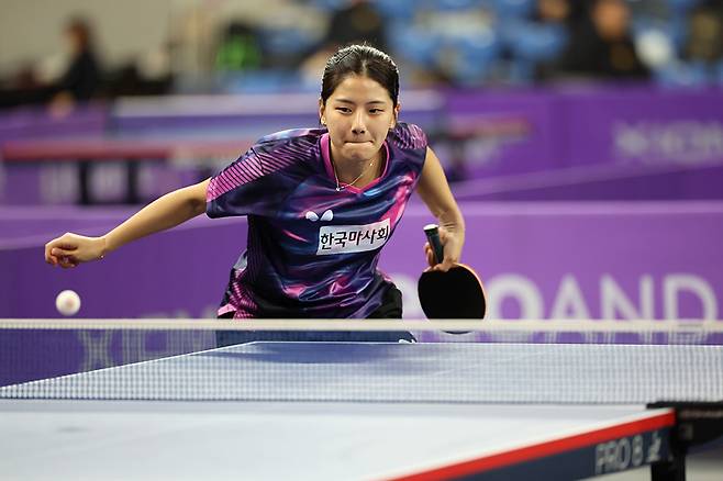이은혜를 16강에서 꺾으며 대회 최대 이변을 연출한 이채연. 사진 제공=한국프로탁구연맹