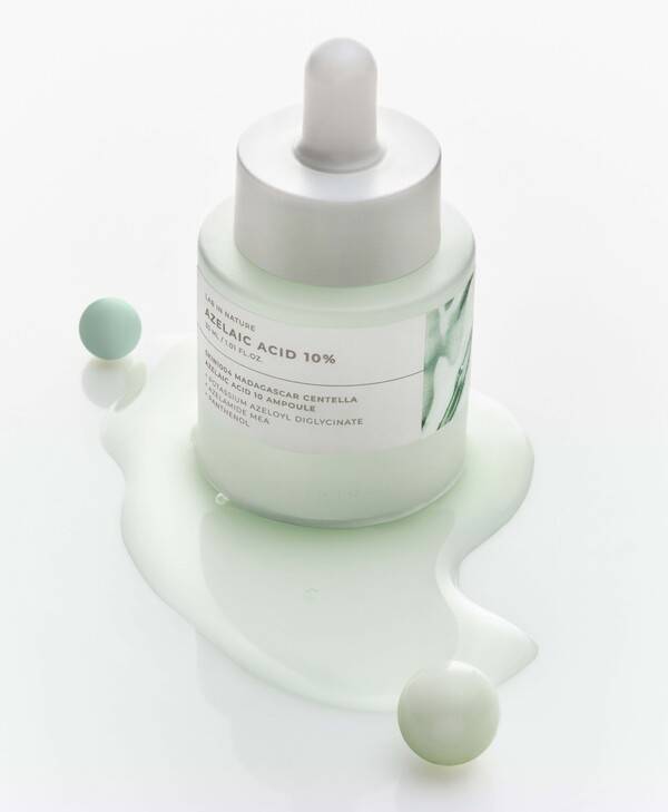 마다가스카르 센텔라 아젤라익애씨드 10 앰플/ 사진 제공=스킨1004