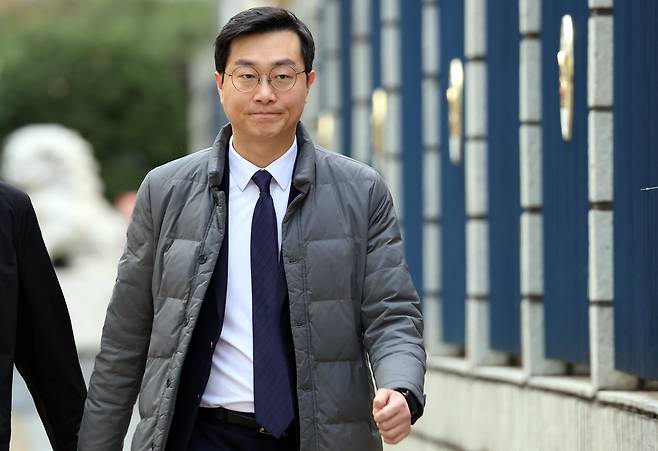 장경태 더불어민주당 국회의원이 지난 19일 오후 서울 종로구 서울경찰청에서 열린 성추행 의혹 수사심의위에 출석하고 있다./뉴스1