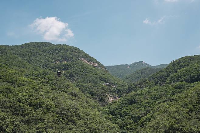 감악산의 모습