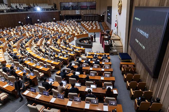 더불어민주당은 19일 국회 본회의에서 공소청법을 제안 설명했다. 국민의힘 반대에도 이날 공소청법을 강행 처리했다. 연합뉴스
