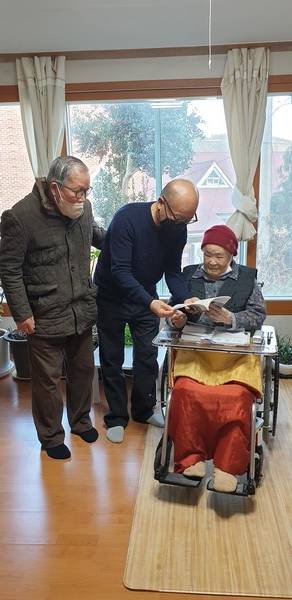 지난 2023년 여성숙 원장 세배