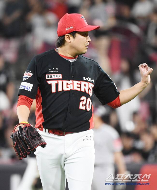 21일 수원 KT위즈파크에서 열린 KIA-KT전. 6회말 이준영이 투구하고 있다. 수원=정재근 기자 cjg@sportschosun.com/2025.5.21/