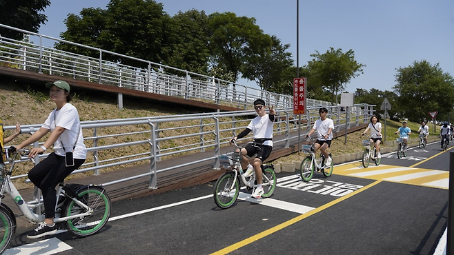 쉬엄쉬엄 한강 3종 축제 / 사진= 김지은 여행+ 기자