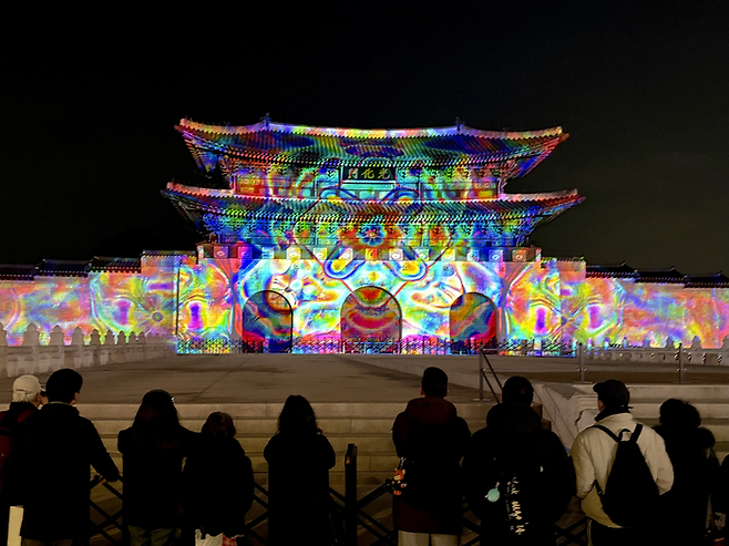 광화문 미디어 파사드/사진=김지은 여행+ 기자