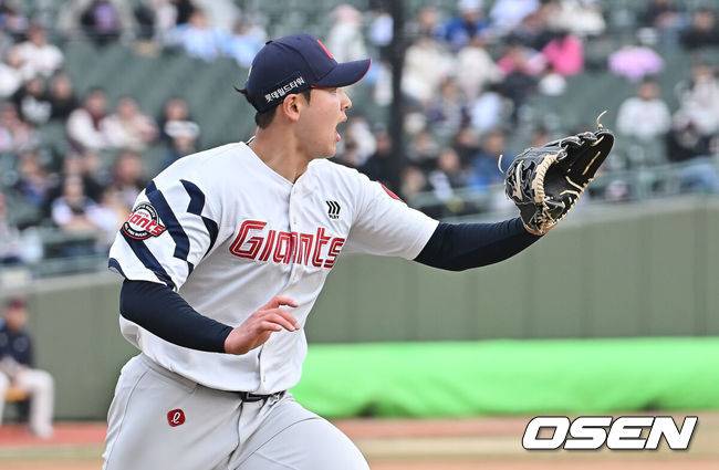 [OSEN=부산, 이석우 기자] 롯데 자이언츠 김태균 / foto0307@osen.co.kr