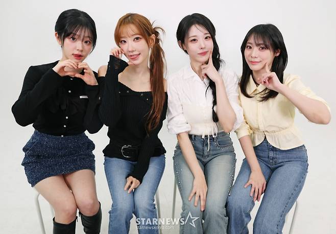 밴드 QWER 쵸단, 마젠타, 히나, 시연 /사진=이동훈 기자