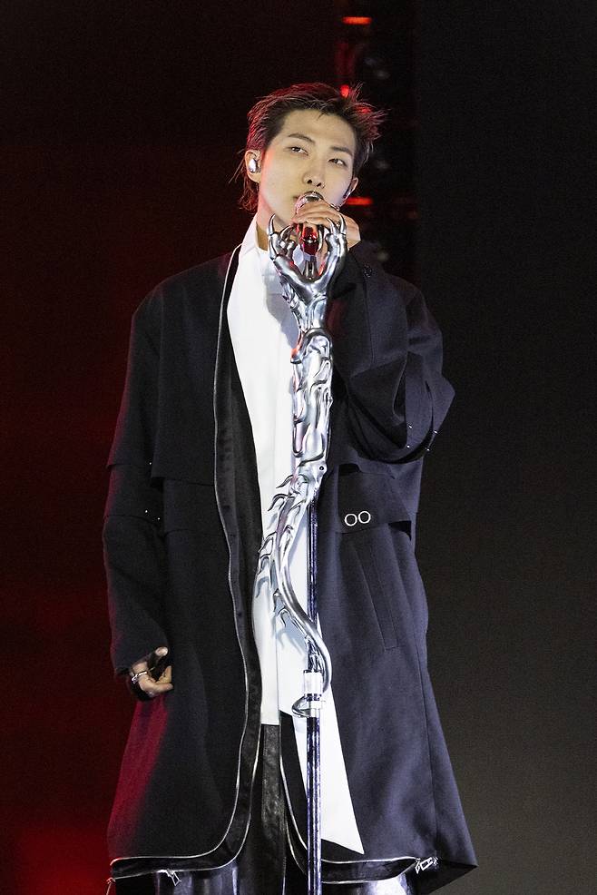 방탄소년단 RM. 사진 제공=빅히트 뮤직, 넷플릭스