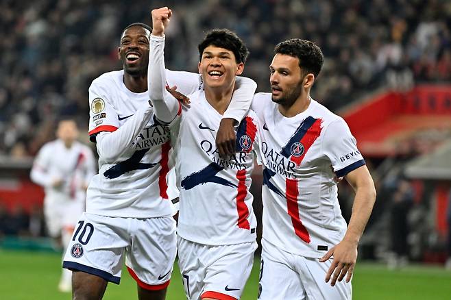 기뻐하는 PSG 선수단. 사진=AP 연합뉴스