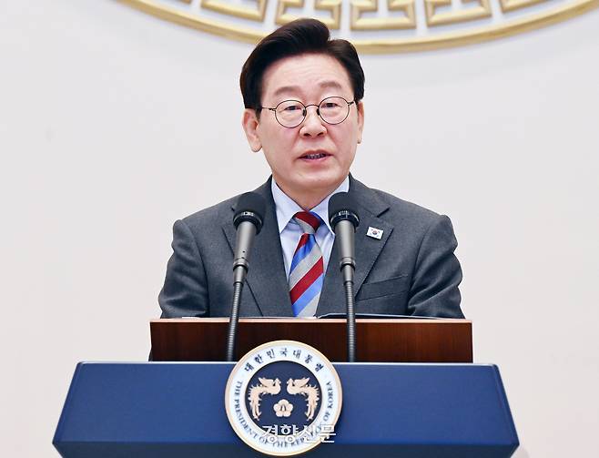 이재명 대통령이 지난 20일 청와대에서 열린 밀라노-코르티나 동계 패럴림픽 선수단 격려 오찬에서 격려사를 하고 있다. 김창길 기자