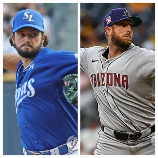 코너 시볼드(왼쪽)와 메릴 켈리