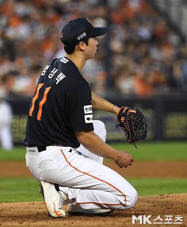 엄상백은 지난해 힘든 시기를 보냈다. 사진=천정환 기자