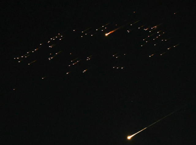 이스라엘을 향해 발사된 이란 미사일. 로이터 연합뉴스 자료사진