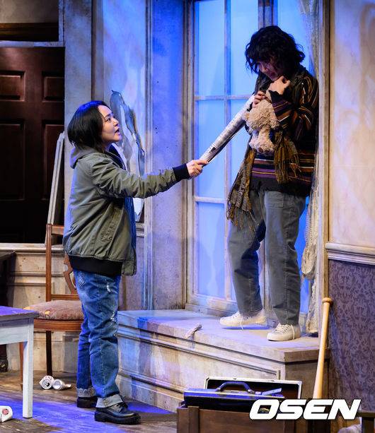 노력 끝에 해낸 거친 욕설 대사