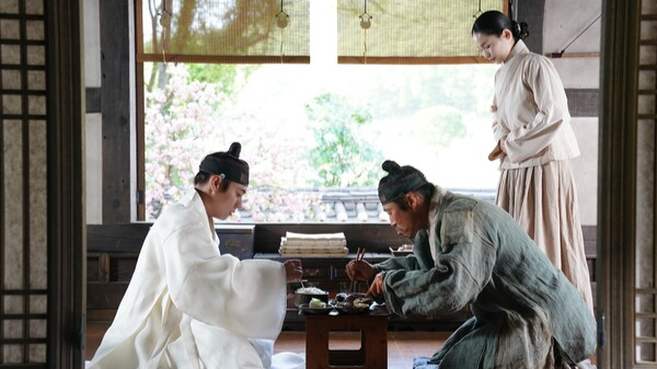 영화 '왕과 사는 남자' 속 한 장면. 연합뉴스