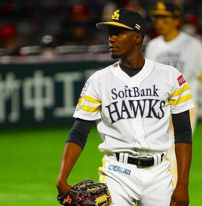 사진=모이넬로 SNS