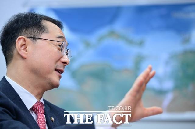 김건 국민의힘 의원이 "우리가 강대국 틈바구니에서 살아남아 유구한 역사를 이어온 핵심 동력 또한 군사력이 아닌 외교력"이라고 강조했다. /국회=남윤호 기자