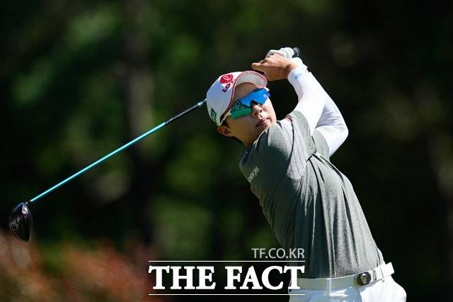 김효주가 23일 미국여자프로골프(LPGA)투어 포티넷 파운더스컵(총상금 300만 달러)에서 나흘 연속 선두를 달리며 '와이어 투 와이어 우승'에 성공했다. 김효주는 1년 만의 우승으로 LPGA 통산 8승을 쌓았다./멘로 파크(미 캘리포니아주)=AP.뉴시스