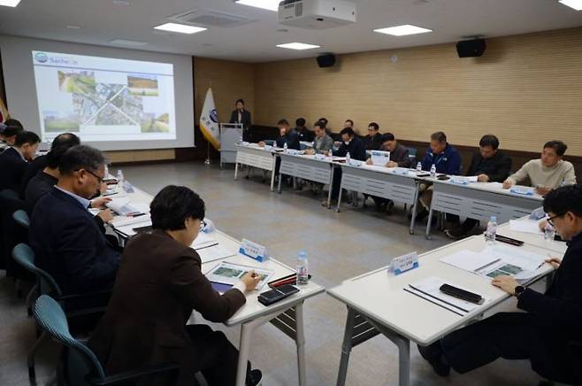 제13회 사천시 한국형 전투기(KF -21) 개발사업 소음 대책협의체 회의 진행 현장 사진