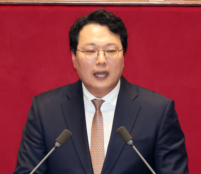 천하람 개혁신당 원내대표가 전남광주통합특별시 설치를 위한 특별법안에 대한 반대 토론을 하고 있다. [연합뉴스]