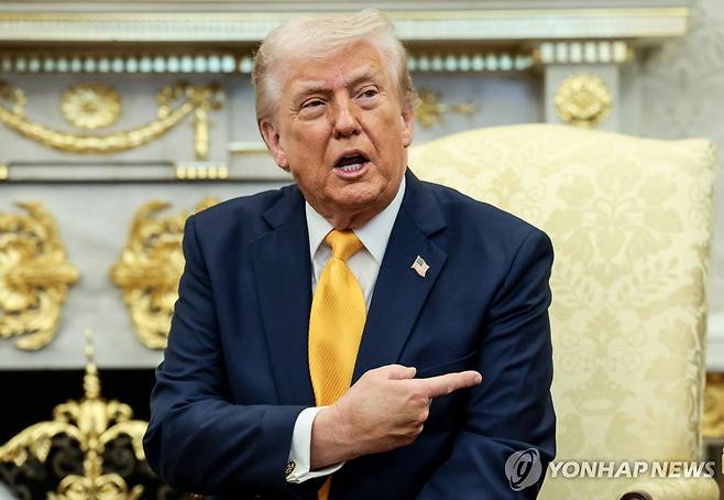 트럼프 "이란과 중동전쟁 해결 위한 생산적 대화" [로이터 연합뉴스]