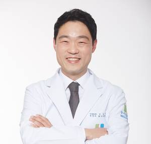 ▲청담 우리들병원 신상하 병원장