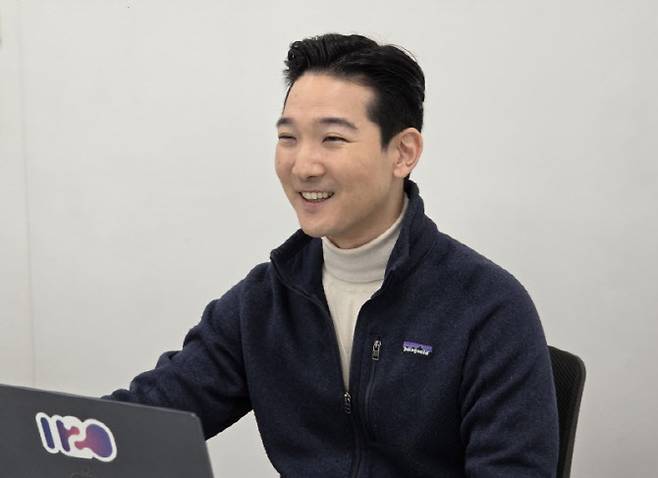 H2O호스피탈리티를 창업한 이웅희 대표는 기회를 잡기 위해서는 오래 살아남아야 한다며 위기 속에서도 기회를 잡을 것이라고 강조했다. △코넬대 호텔경영학 학사(2010년) △모건 스탠리(Morgan Stanley) 홍콩지사총괄매니저(2010~2014년) △자비스(Jarvis Inc.) 액셀러레이터투자이사(2014~2015) △고고밴(Gogovan) 부사장(2014~2015) △H2O호스피탈리티 대표(2015~). (사진=H2O호스피탈리티)