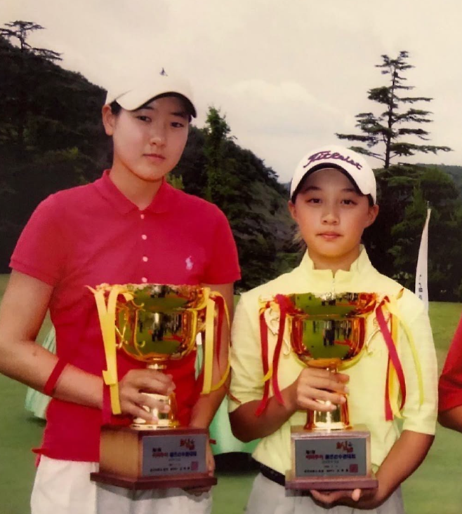 초등학교 시절 우승한 김효주와 선배 이정민. 김효주 인스타그램