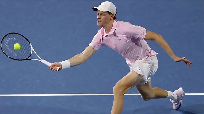 야닉 시너의 마이애미오픈 3라운드 경기 모습. 사진 ATP 투어