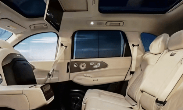 지커 8X 출처: Y-Auto